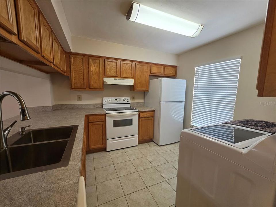 En Renta: $1,795 (3 camas, 2 baños, 1192 Pies cuadrados)