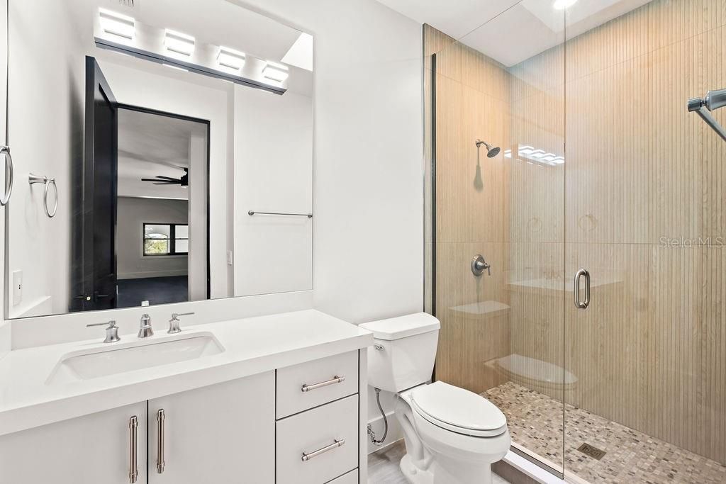 В аренду: $29,000 (7 спален, 5 ванн, 8000 Квадратных фут)