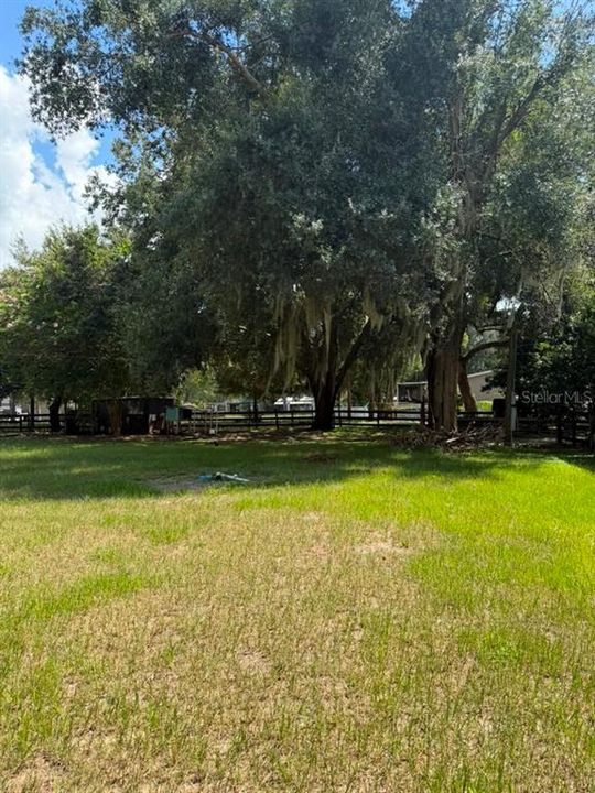 For Sale: $310,000 (2 beds, 2 baths, 1056 Square Feet)