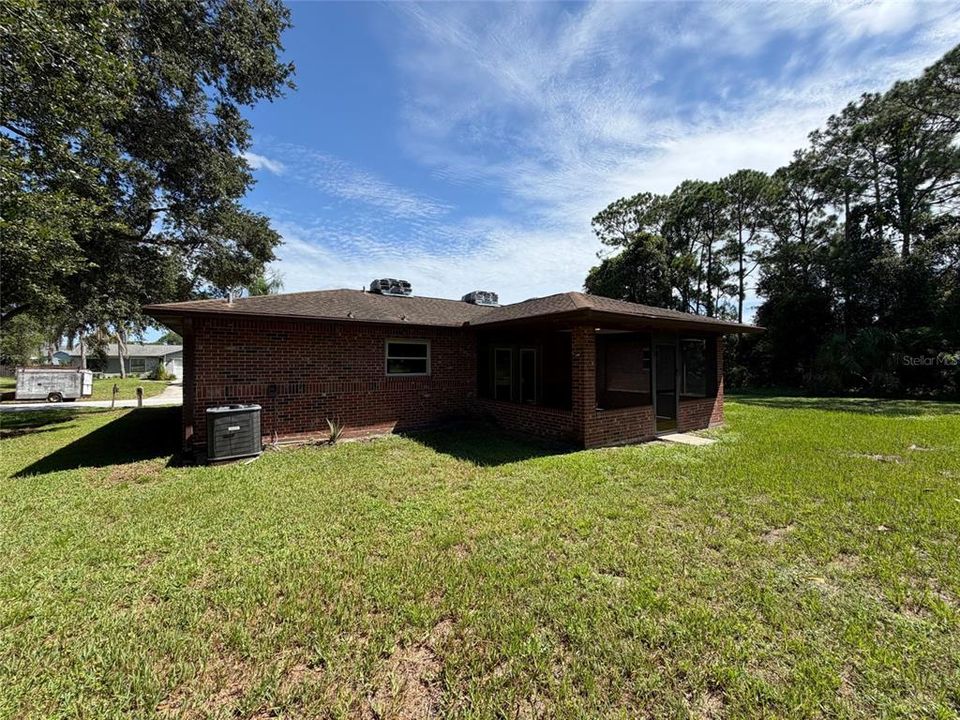 En Venta: $244,000 (3 camas, 2 baños, 1144 Pies cuadrados)