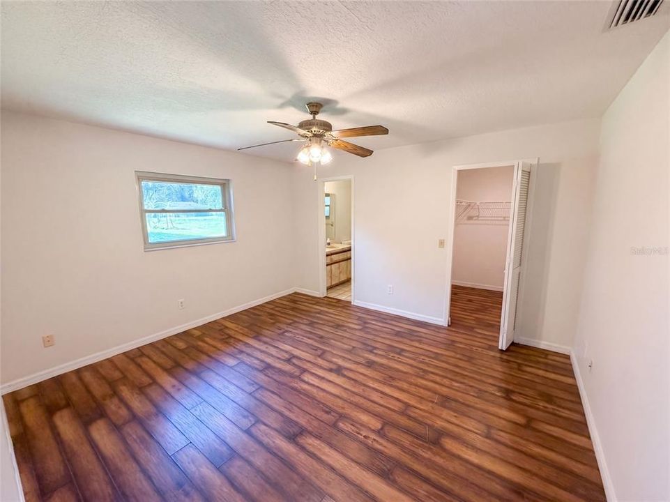 En Venta: $244,000 (3 camas, 2 baños, 1144 Pies cuadrados)