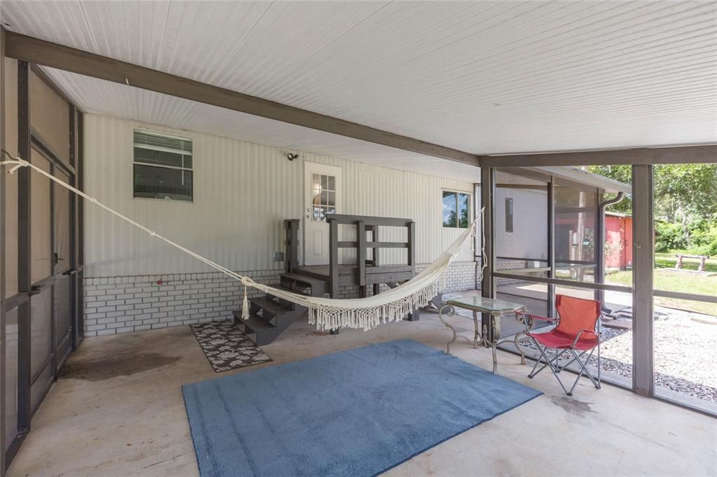 Activo con contrato: $239,900 (3 camas, 2 baños, 1344 Pies cuadrados)