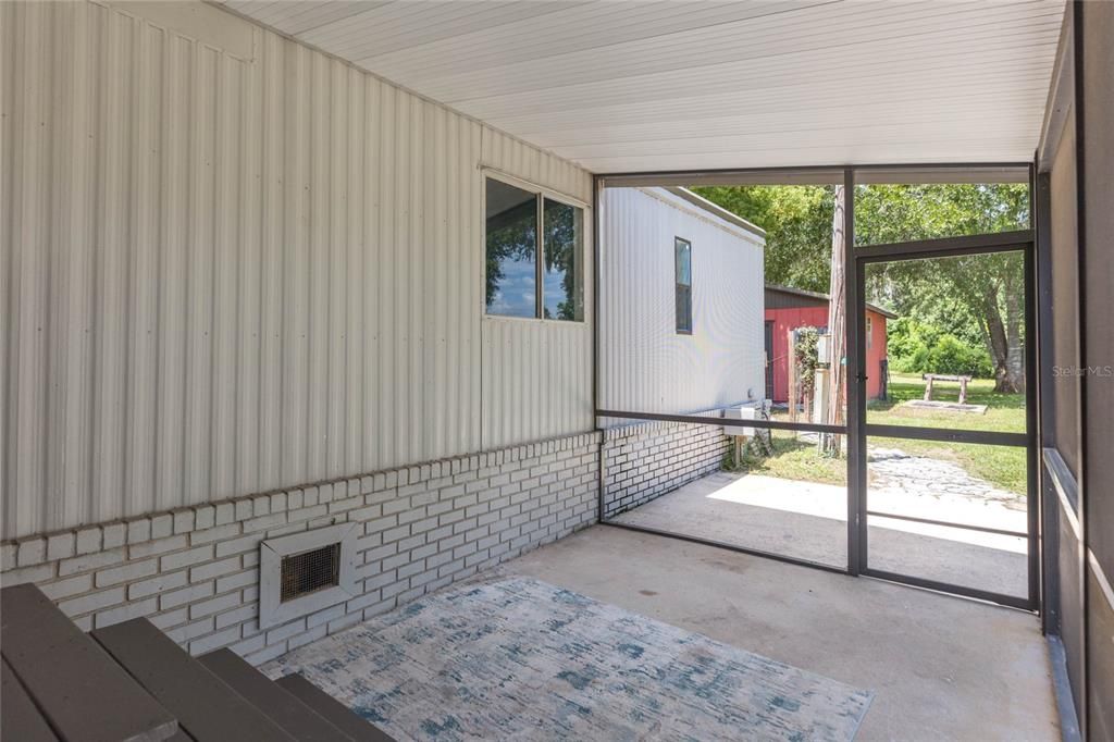 Activo con contrato: $239,900 (3 camas, 2 baños, 1344 Pies cuadrados)