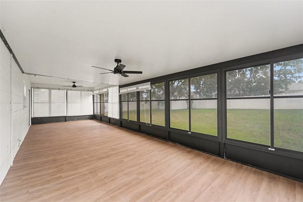 For Sale: $234,950 (2 beds, 2 baths, 946 Square Feet)