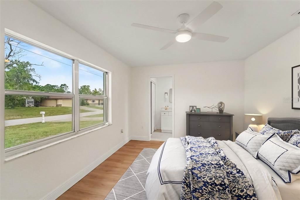 For Sale: $234,950 (2 beds, 2 baths, 946 Square Feet)