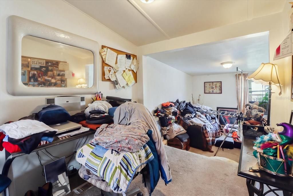 En Venta: $137,000 (2 camas, 1 baños, 912 Pies cuadrados)