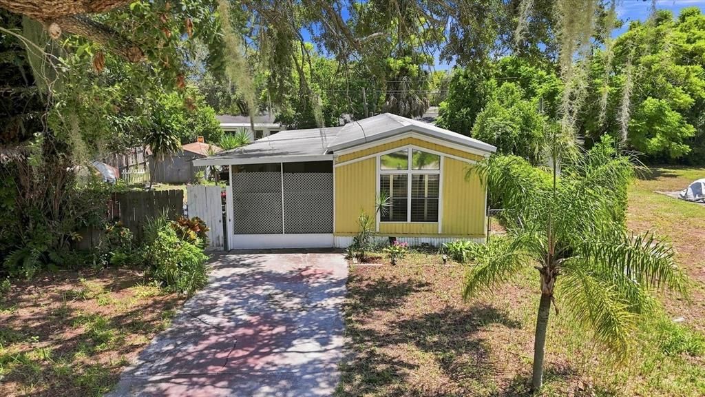 En Venta: $137,000 (2 camas, 1 baños, 912 Pies cuadrados)