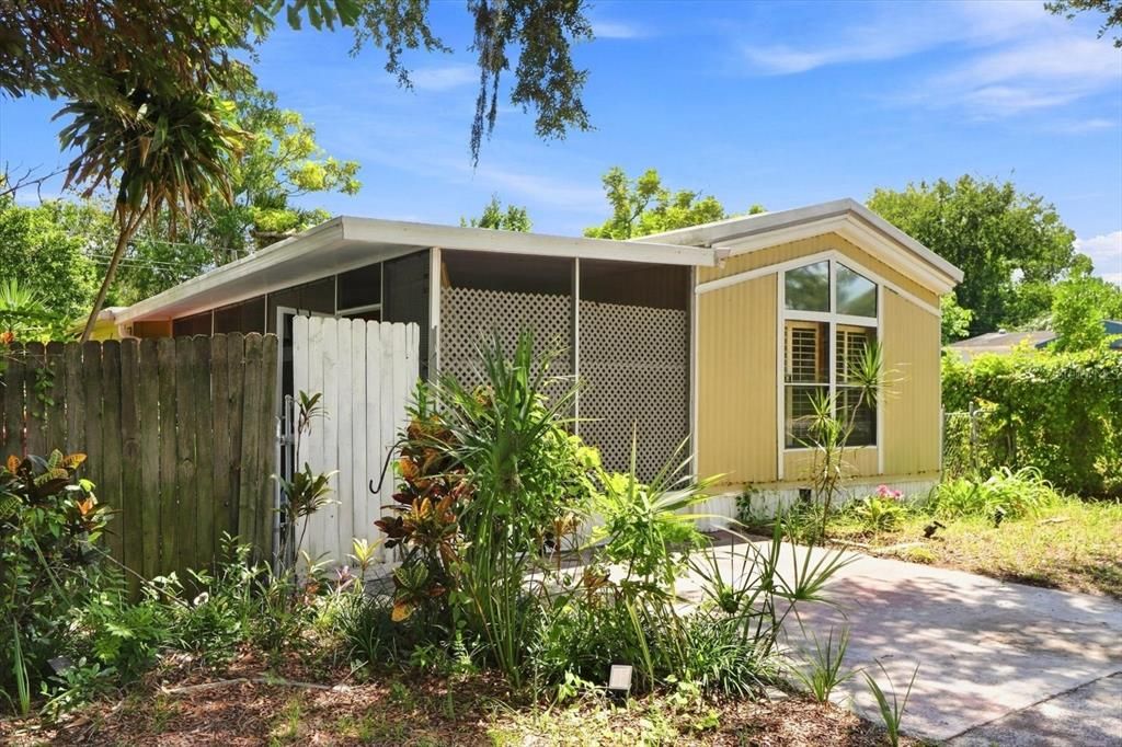En Venta: $137,000 (2 camas, 1 baños, 912 Pies cuadrados)
