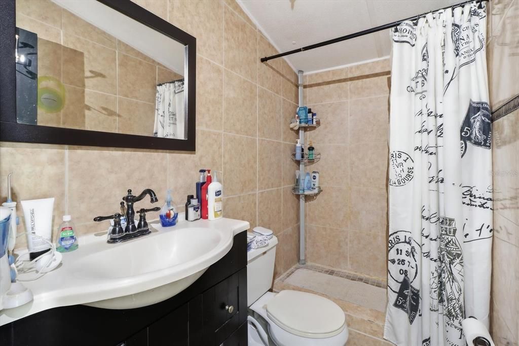 En Venta: $137,000 (2 camas, 1 baños, 912 Pies cuadrados)
