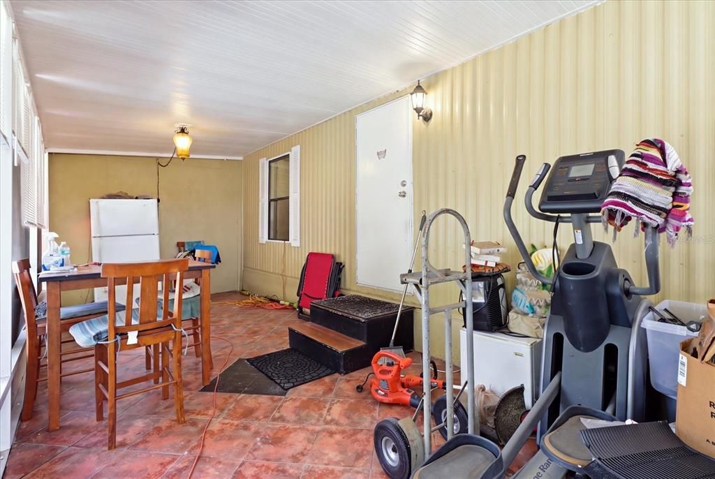 En Venta: $137,000 (2 camas, 1 baños, 912 Pies cuadrados)