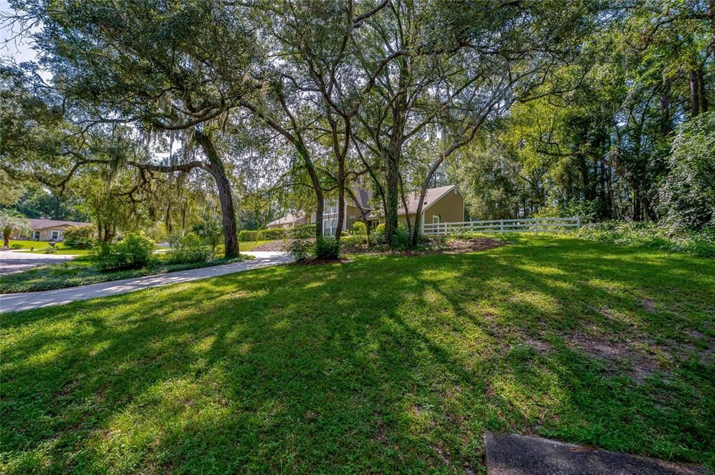 En Venta: $737,000 (6 camas, 3 baños, 3773 Pies cuadrados)