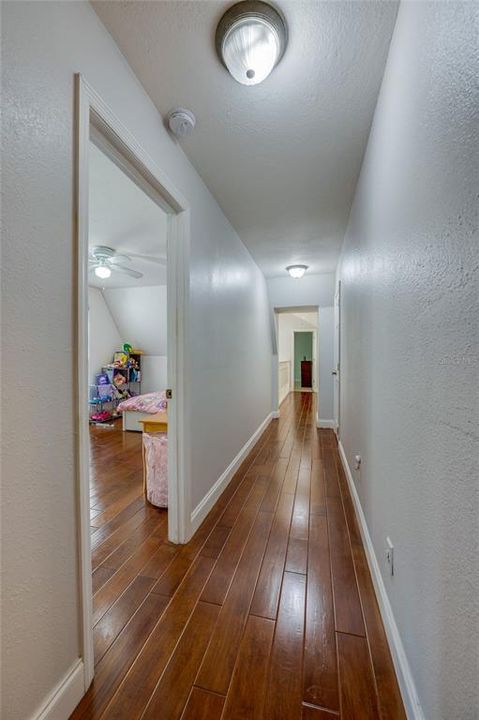 En Venta: $737,000 (6 camas, 3 baños, 3773 Pies cuadrados)