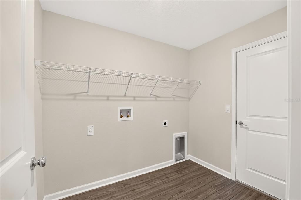 For Sale: $314,999 (4 beds, 2 baths, 1815 Square Feet)