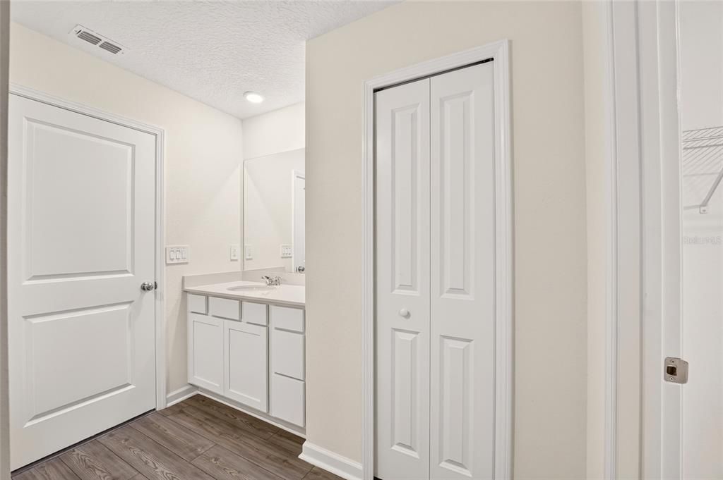 For Sale: $314,999 (4 beds, 2 baths, 1815 Square Feet)