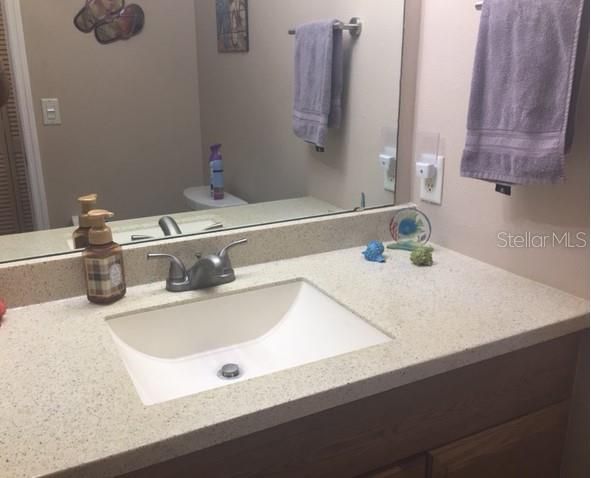 En Venta: $177,000 (2 camas, 2 baños, 1049 Pies cuadrados)