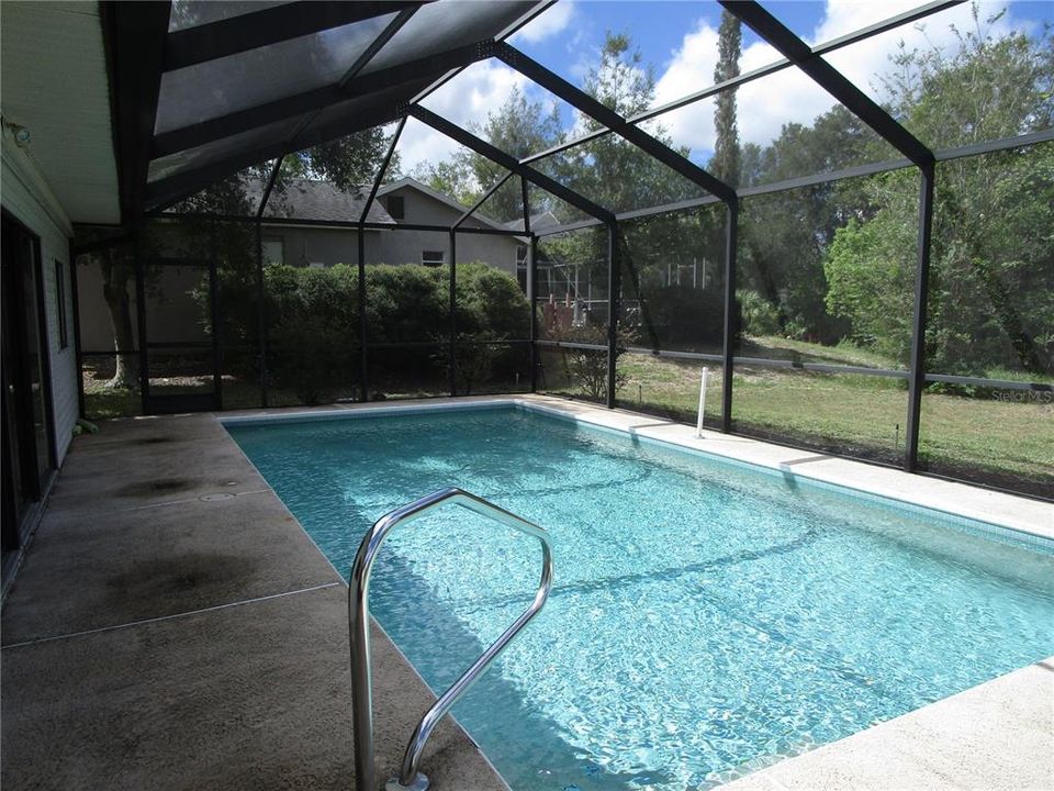 For Sale: $309,900 (3 beds, 2 baths, 1708 Square Feet)