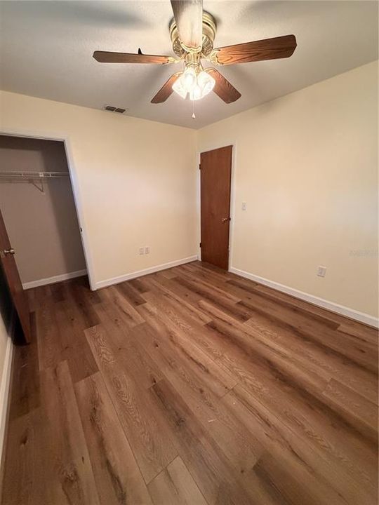 For Sale: $268,900 (3 beds, 2 baths, 1075 Square Feet)