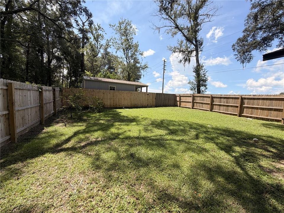 For Sale: $268,900 (3 beds, 2 baths, 1075 Square Feet)