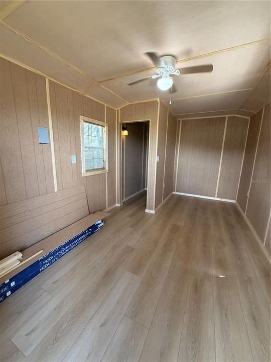 For Sale: $268,900 (3 beds, 2 baths, 1075 Square Feet)