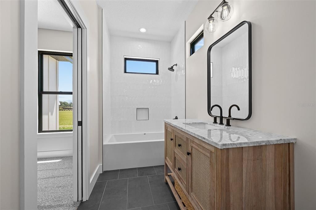 For Sale: $899,000 (4 beds, 4 baths, 2895 Square Feet)