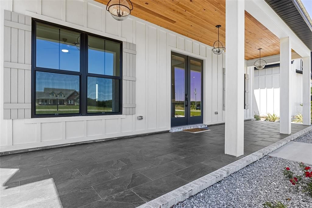 For Sale: $899,000 (4 beds, 4 baths, 2895 Square Feet)