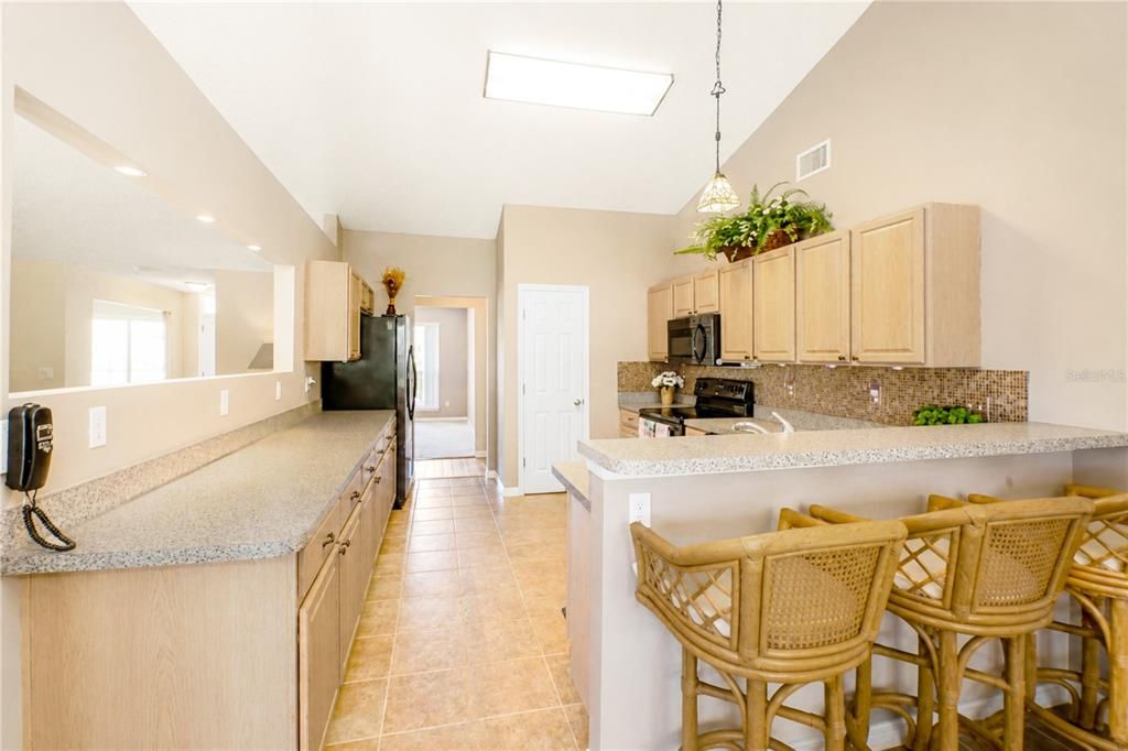 For Sale: $465,000 (4 beds, 2 baths, 2558 Square Feet)