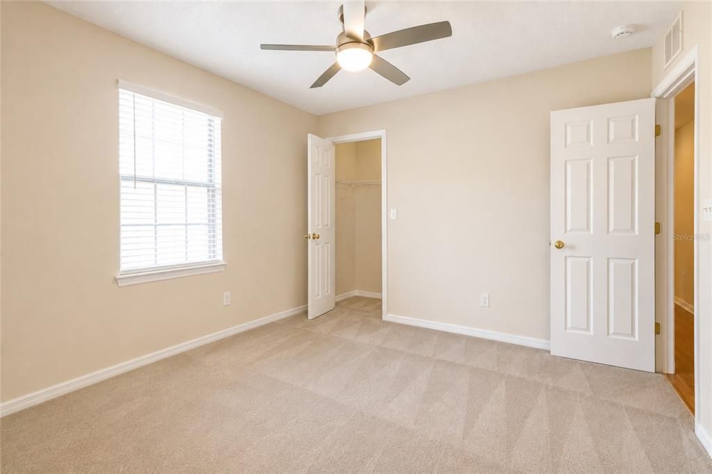 For Sale: $465,000 (4 beds, 2 baths, 2558 Square Feet)