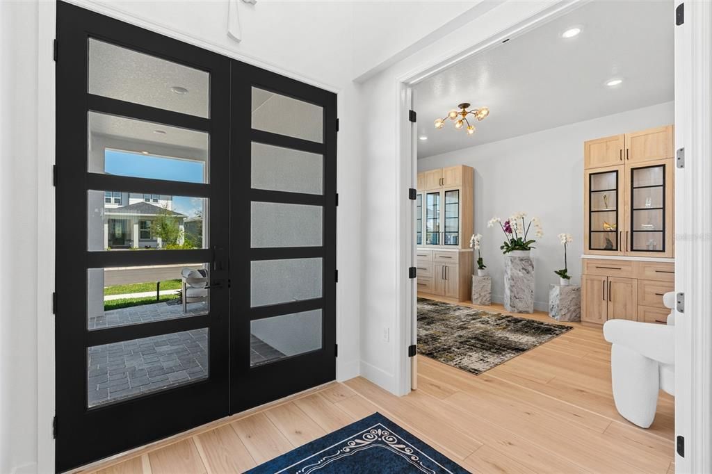 En Venta: $1,325,000 (5 camas, 5 baños, 4441 Pies cuadrados)