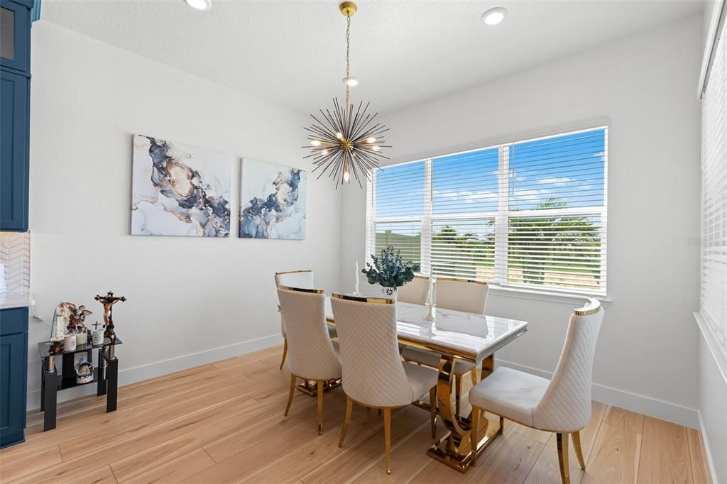 En Venta: $1,325,000 (5 camas, 5 baños, 4441 Pies cuadrados)