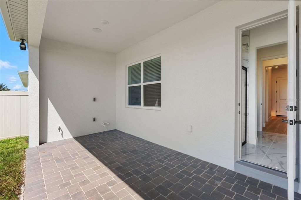 En Venta: $1,325,000 (5 camas, 5 baños, 4441 Pies cuadrados)