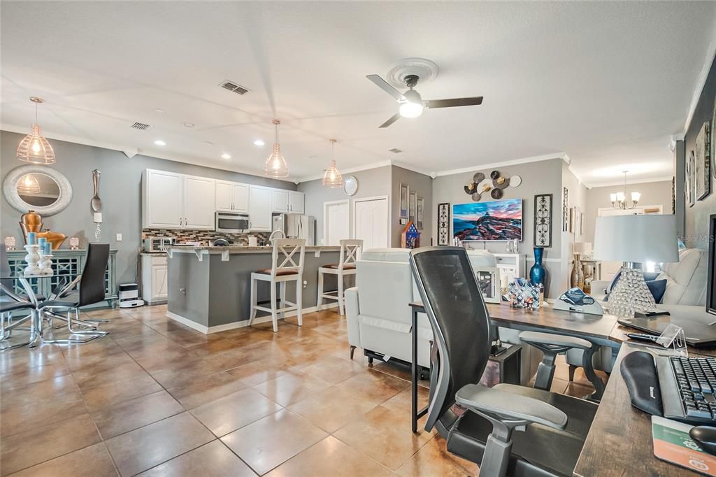 For Sale: $320,000 (3 beds, 2 baths, 1634 Square Feet)