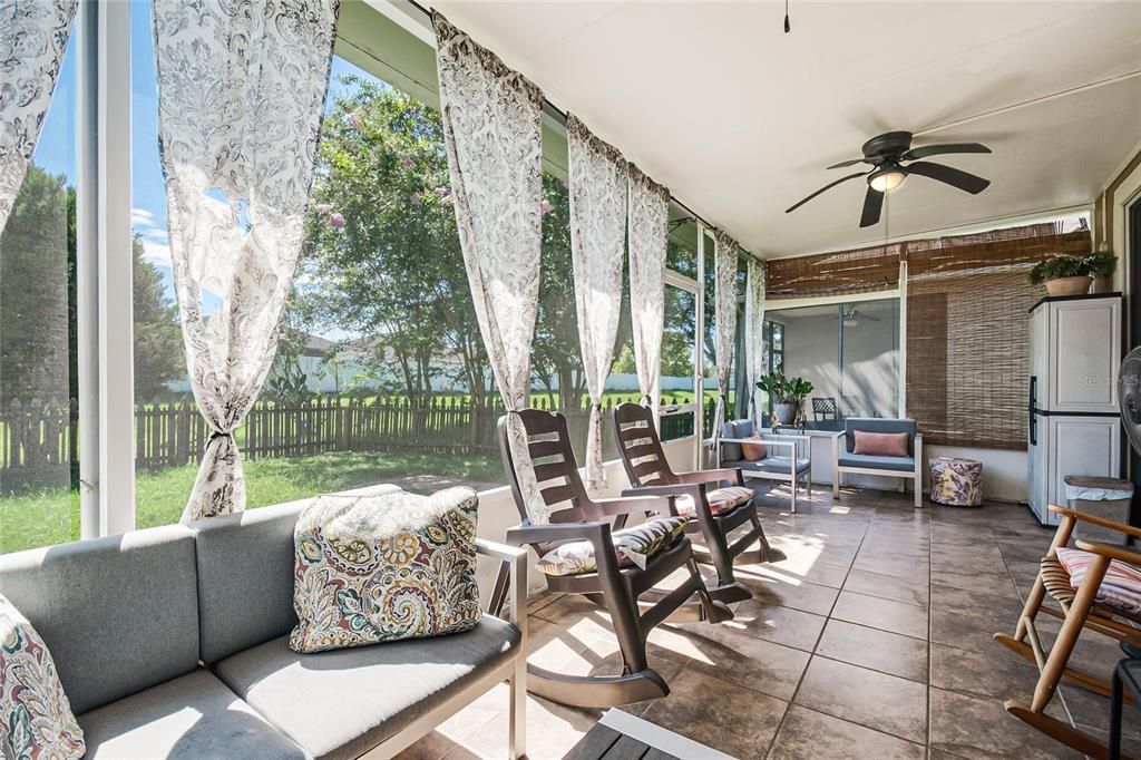 For Sale: $320,000 (3 beds, 2 baths, 1634 Square Feet)