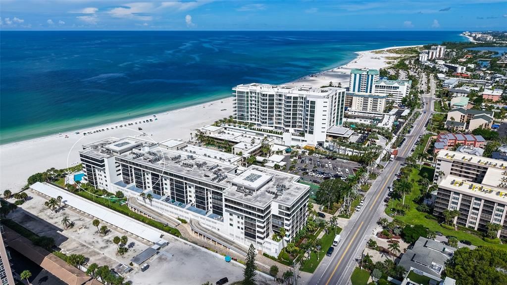 For Sale: $1,295,000 (2 beds, 2 baths, 1576 Square Feet)