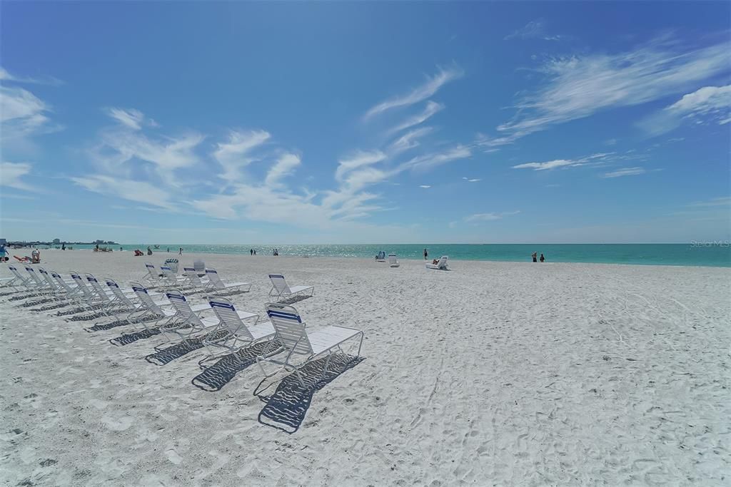 For Sale: $1,295,000 (2 beds, 2 baths, 1576 Square Feet)