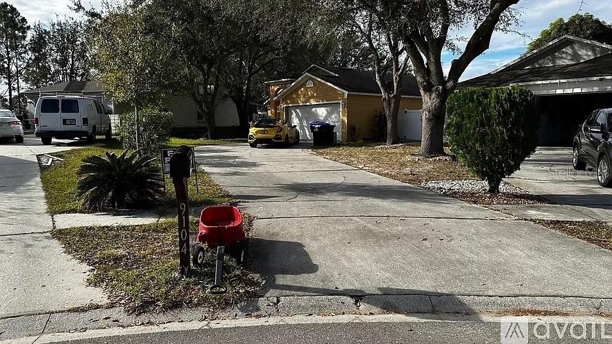 For Rent: $2,950 (3 beds, 2 baths, 1413 Square Feet)