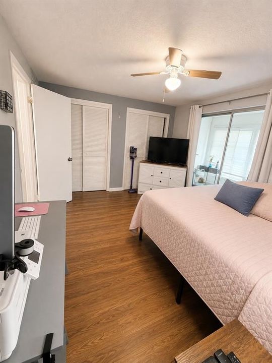 For Sale: $75,000 (1 beds, 1 baths, 624 Square Feet)