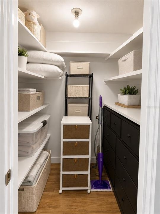 For Sale: $75,000 (1 beds, 1 baths, 624 Square Feet)