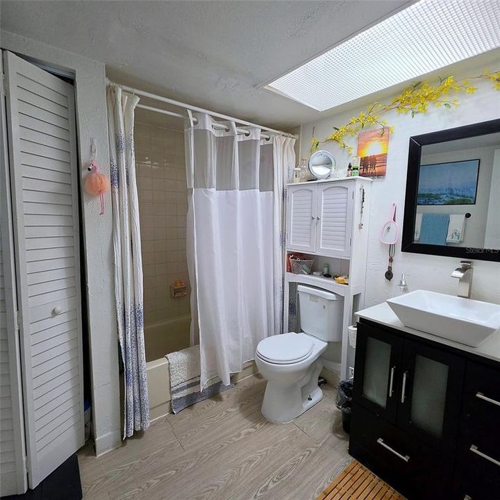 En Renta: $2,495 (2 camas, 2 baños, 1200 Pies cuadrados)