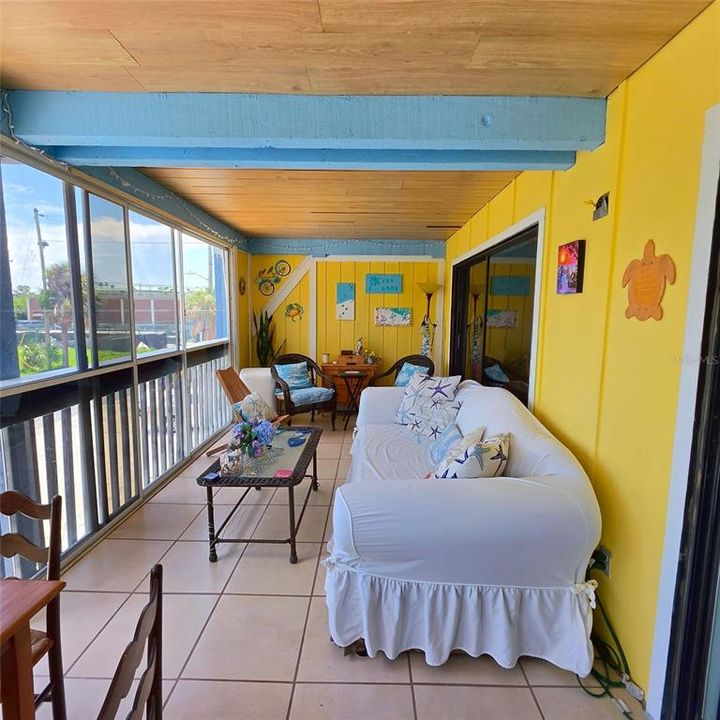 En Renta: $2,495 (2 camas, 2 baños, 1200 Pies cuadrados)