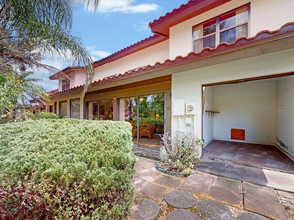 For Sale: $260,000 (3 beds, 2 baths, 1844 Square Feet)