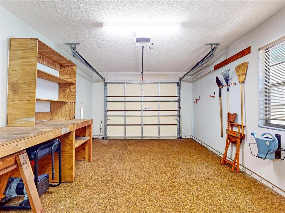 For Sale: $260,000 (3 beds, 2 baths, 1844 Square Feet)