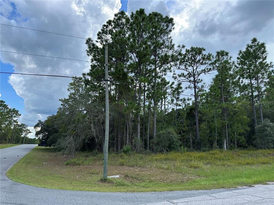 En Venta: $90,000 (1.14 acres)
