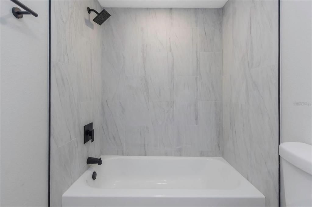 En Venta: $160,000 (2 camas, 2 baños, 1407 Pies cuadrados)