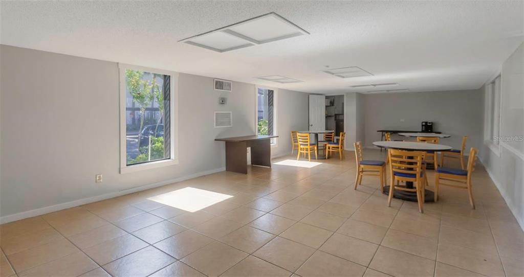 En Venta: $160,000 (2 camas, 2 baños, 1407 Pies cuadrados)