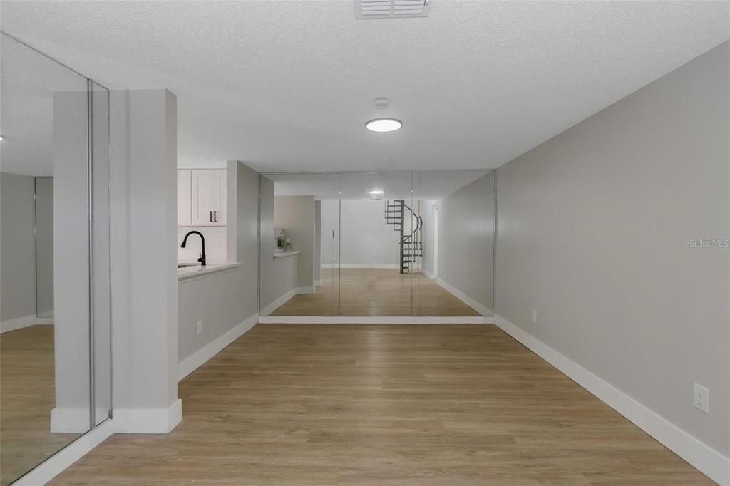 En Venta: $160,000 (2 camas, 2 baños, 1407 Pies cuadrados)