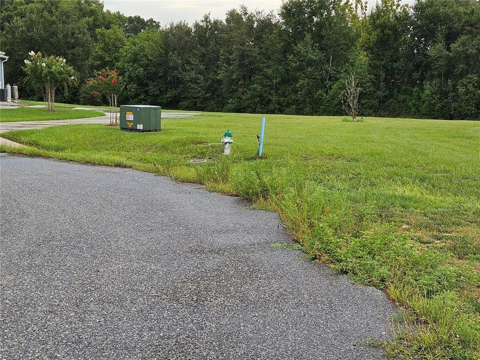 待售: $150,000 (1.93 acres)