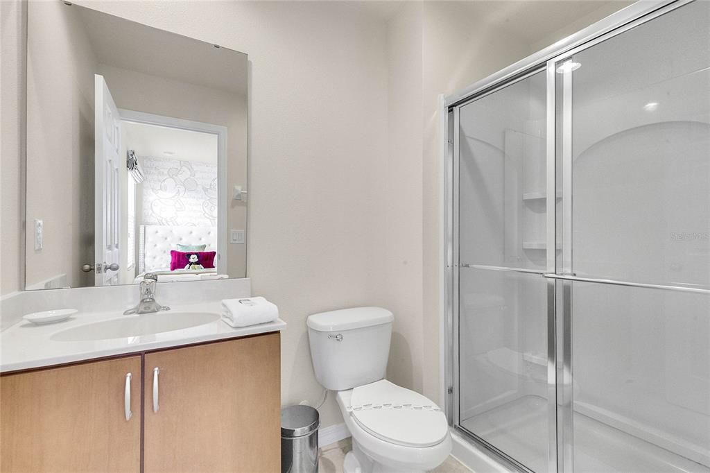 En Venta: $305,000 (2 camas, 2 baños, 1161 Pies cuadrados)