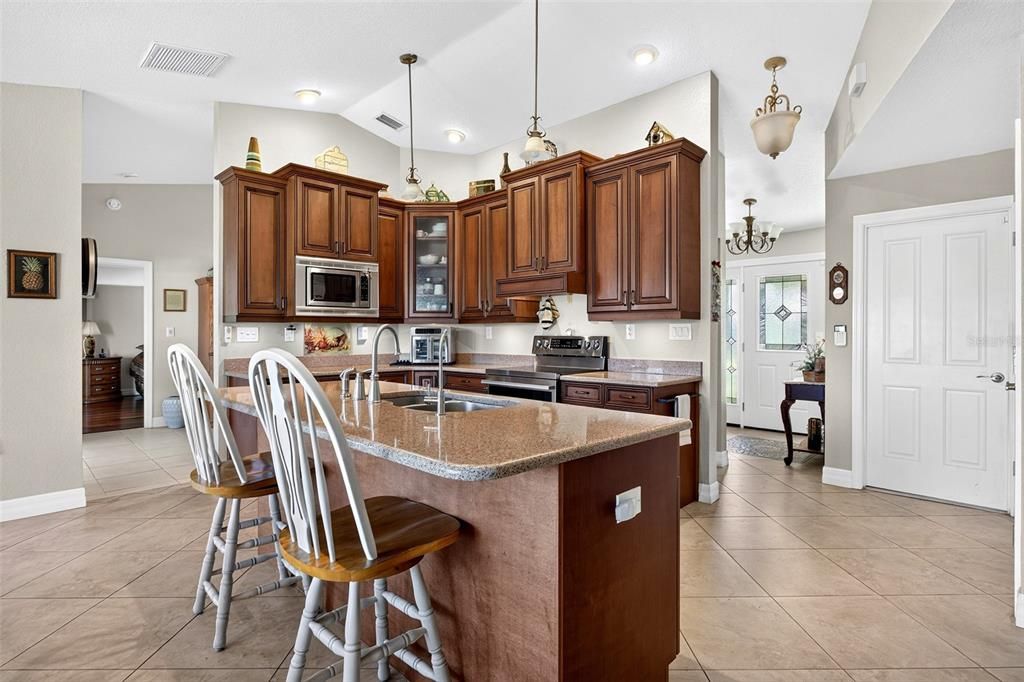 На продажу: $499,000 (3 спален, 2 ванн, 1745 Квадратных фут)