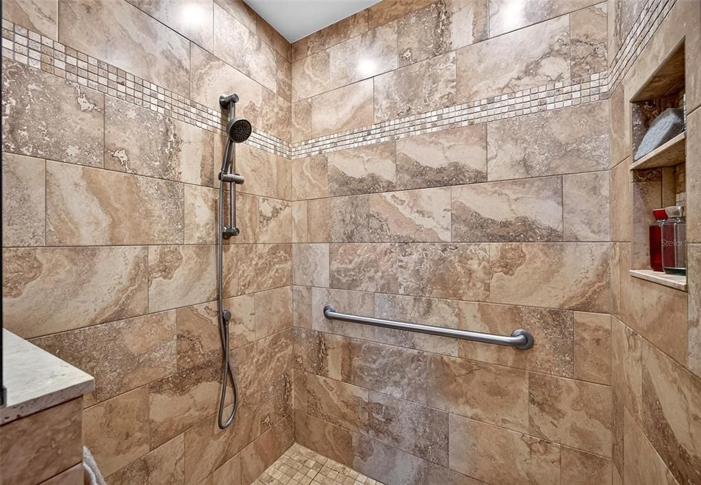 На продажу: $499,000 (3 спален, 2 ванн, 1745 Квадратных фут)