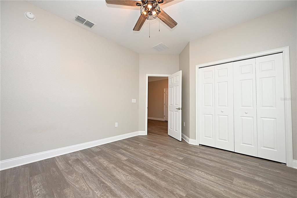 For Rent: $3,000 (6 beds, 3 baths, 2685 Square Feet)